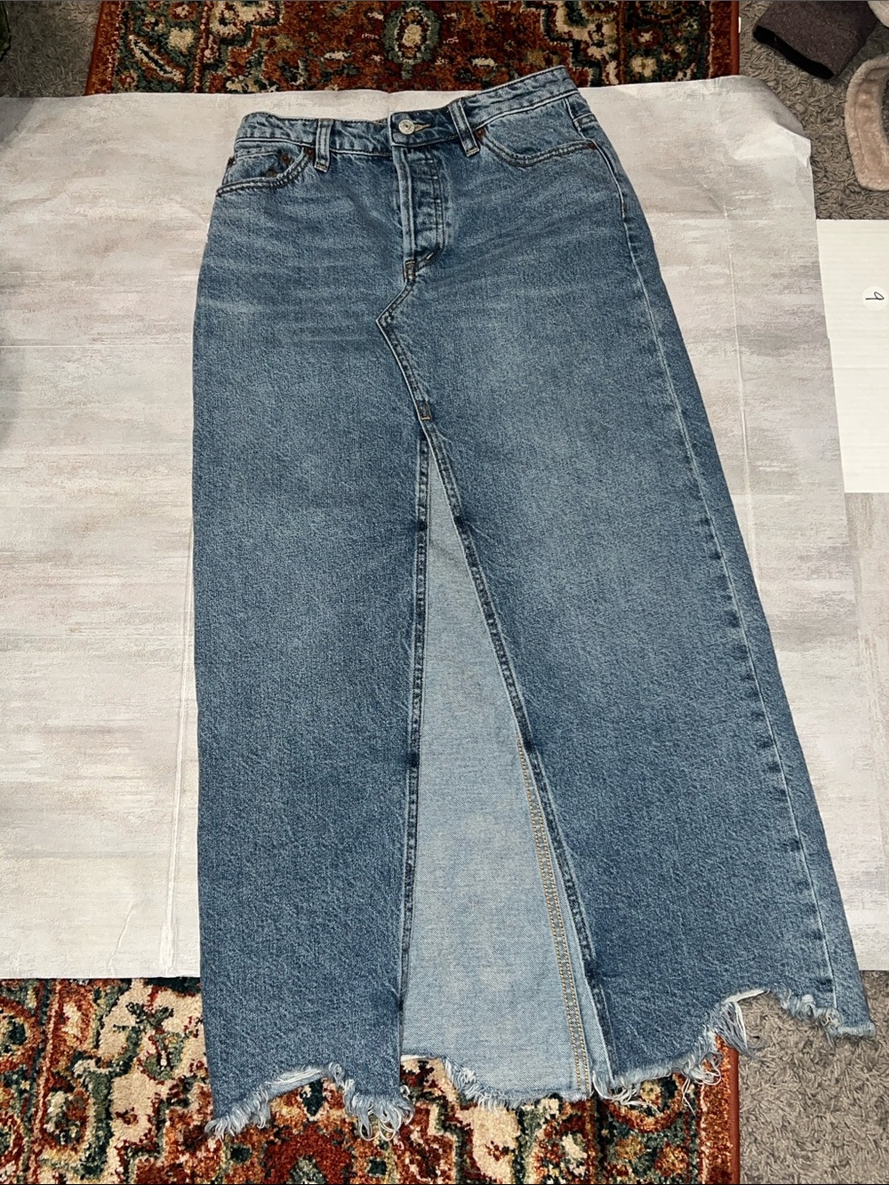 We The Free come as you are Mid-Blue High-Waist distressed hem Denim Midi Skirt